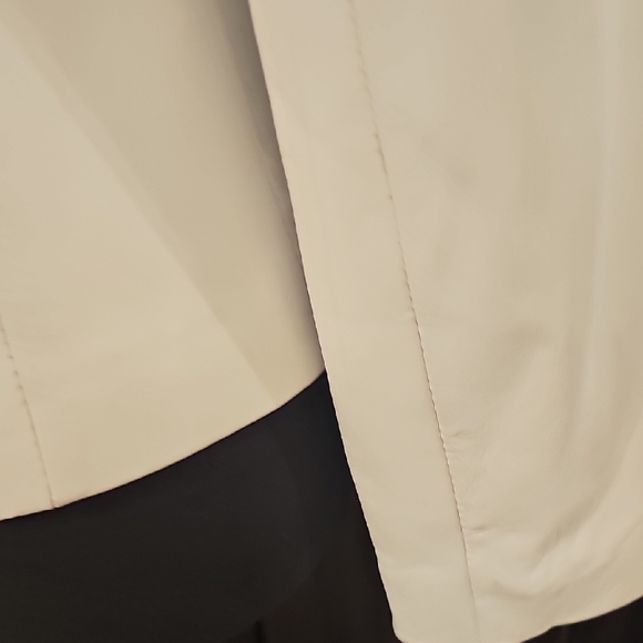 Women's White Italian Leather Jacket - Picture 9 of 17